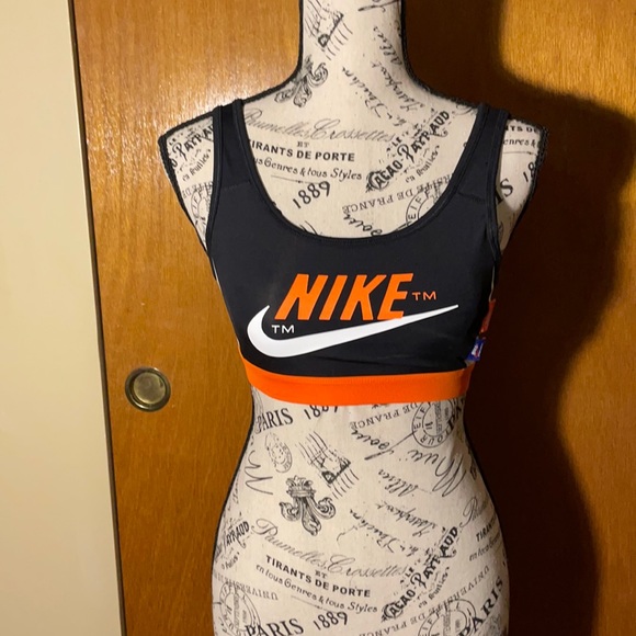 Nike sports bra